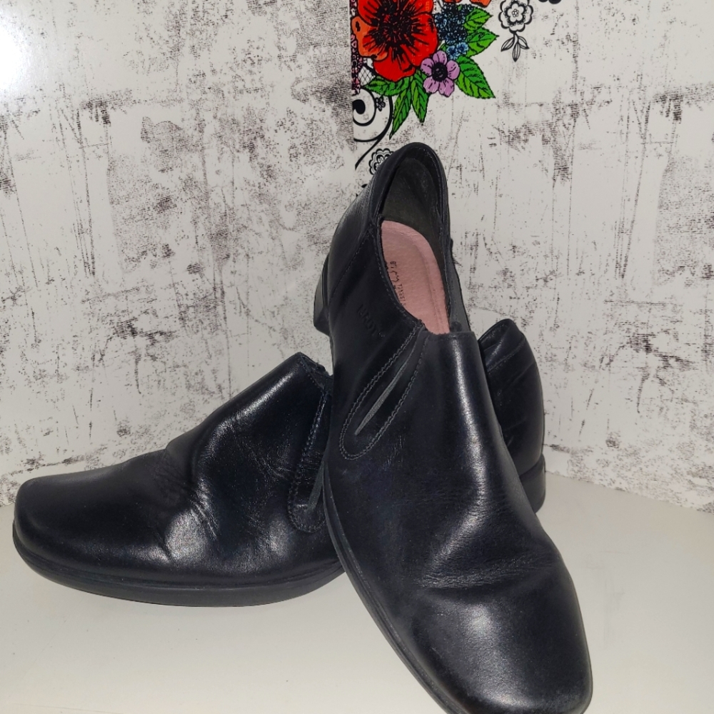 Naot flat dress shoes EU 39, black, like new